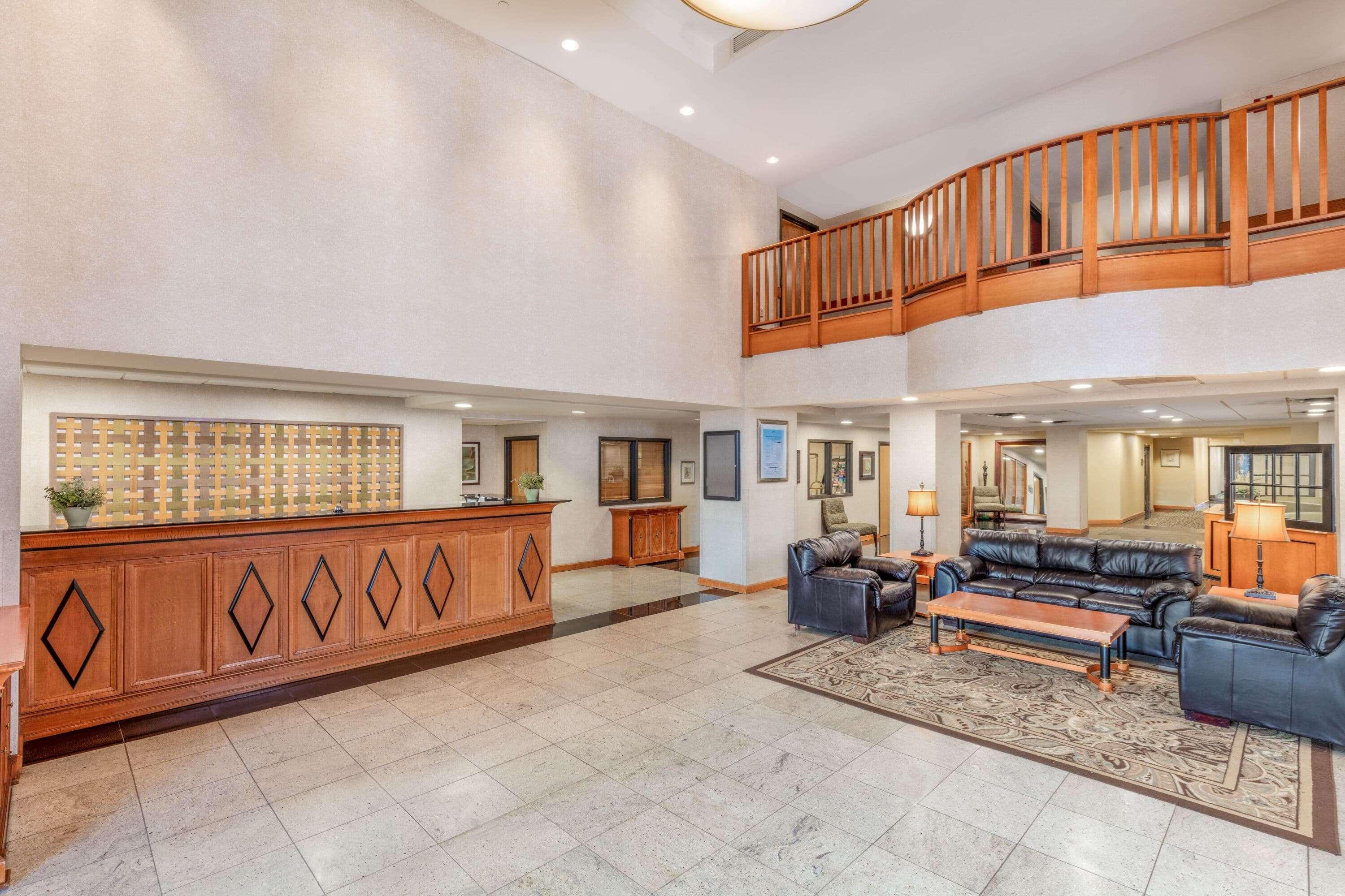 La Quinta By Wyndham Garden Hotel