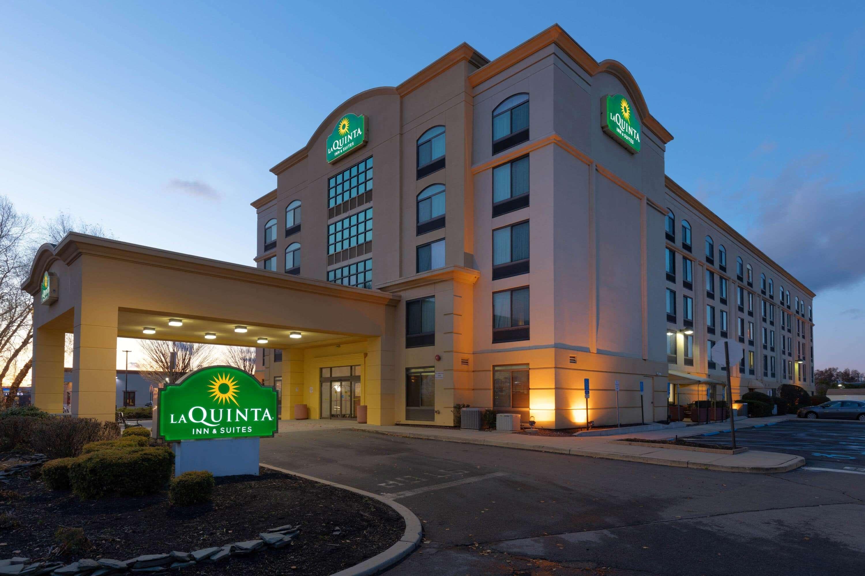La Quinta By Wyndham Garden Garden City