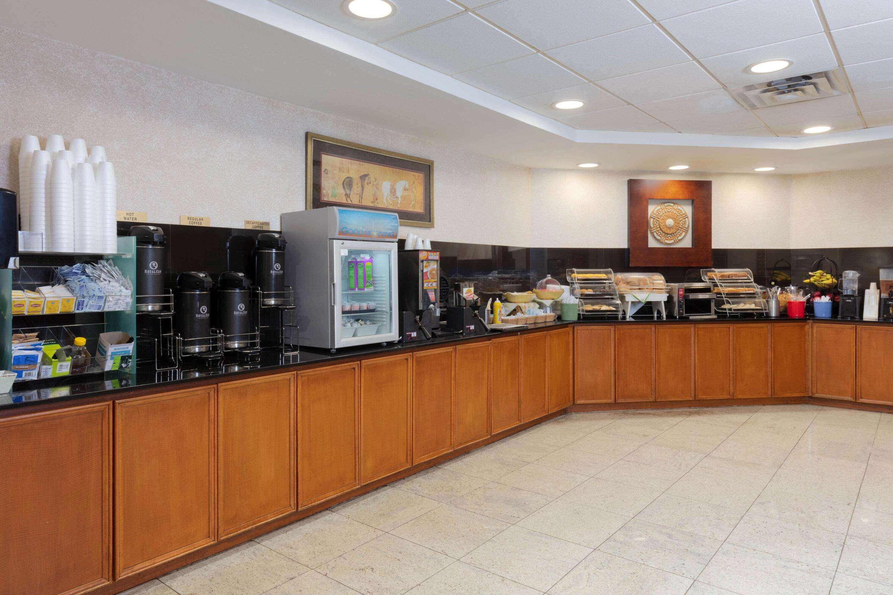 Hotel La Quinta By Wyndham Garden 3*